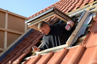 Pose de fenêtres de toit Velux à Aurouër